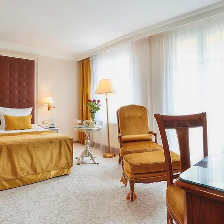 Carlsbad Plaza Medical Spa & Wellness 5*