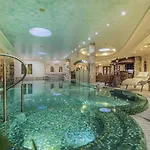 Carlsbad Plaza Medical & Wellness 5*