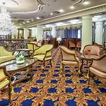 Carlsbad Plaza Medical & Wellness Карловы Вары