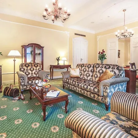 Hotel Carlsbad Plaza Medical & Wellness 5*