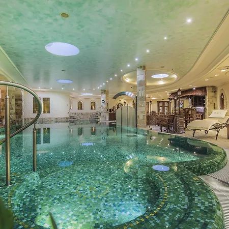 Carlsbad Plaza Medical & Wellness 5*