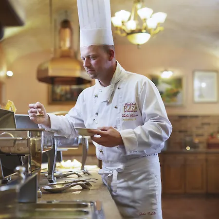 Hotel Carlsbad Plaza Medical & Wellness