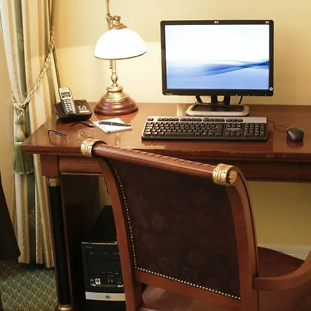 Carlsbad Plaza Medical & Wellness Hotel 5*